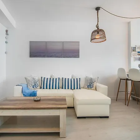 Home2book Beachy Vibes Sea Side Apartment, Guia Santa Maria de Guia de Gran Canaria